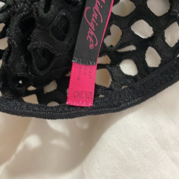 Seven’til Midnight Deep V Fishnet Body Stocking. Size Sm - Picture 15 of 15